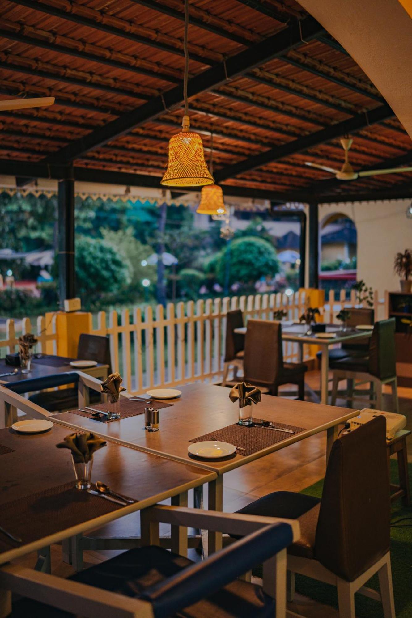 בנולים Carina Beach Resort מראה חיצוני תמונה