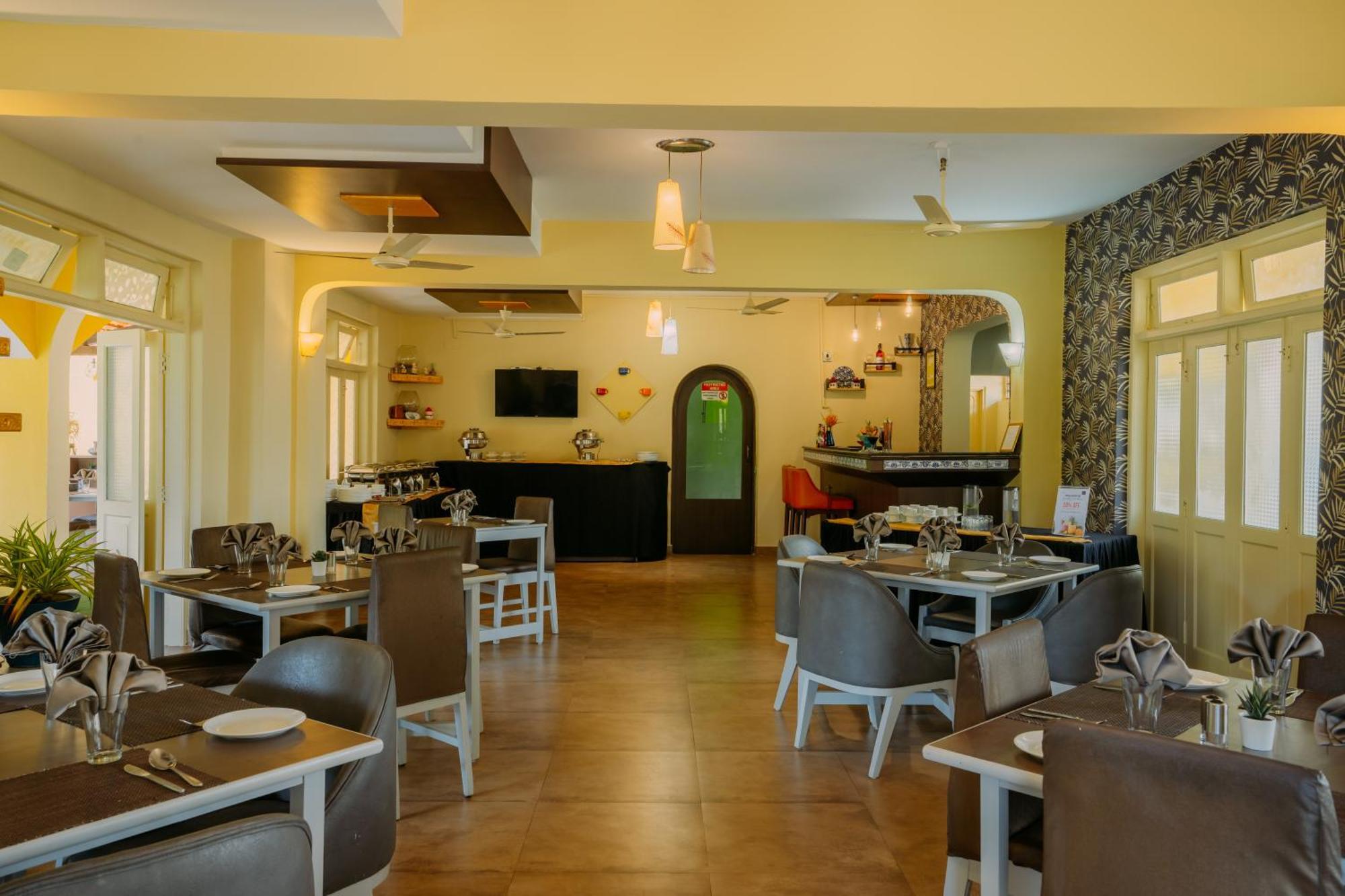 בנולים Carina Beach Resort מראה חיצוני תמונה