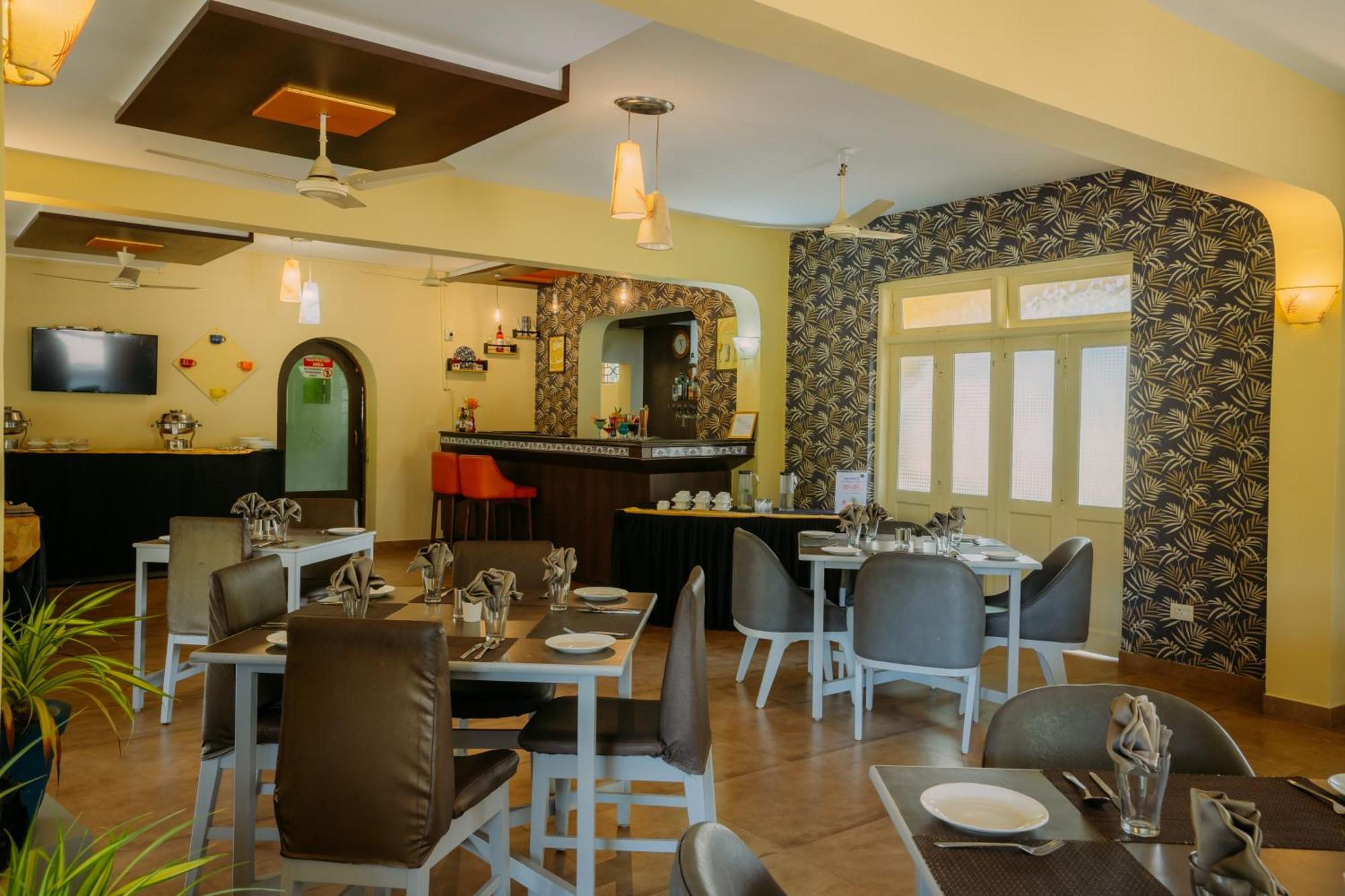 בנולים Carina Beach Resort מראה חיצוני תמונה