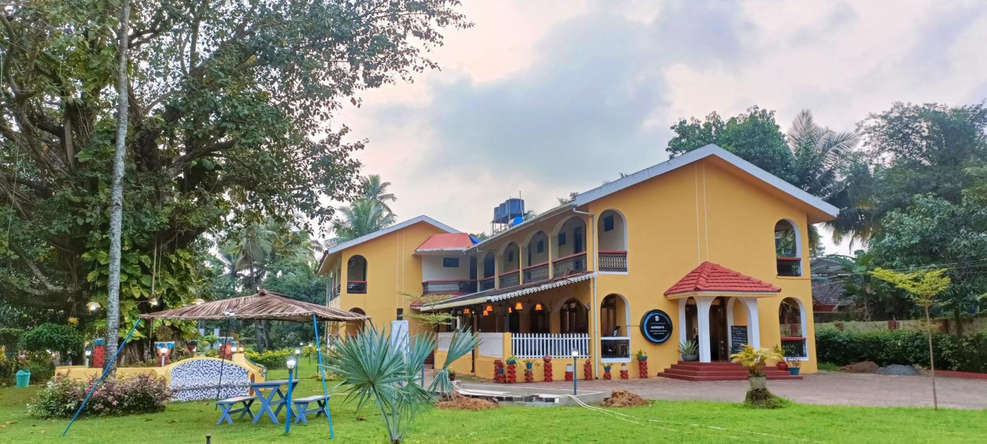 בנולים Carina Beach Resort מראה חיצוני תמונה