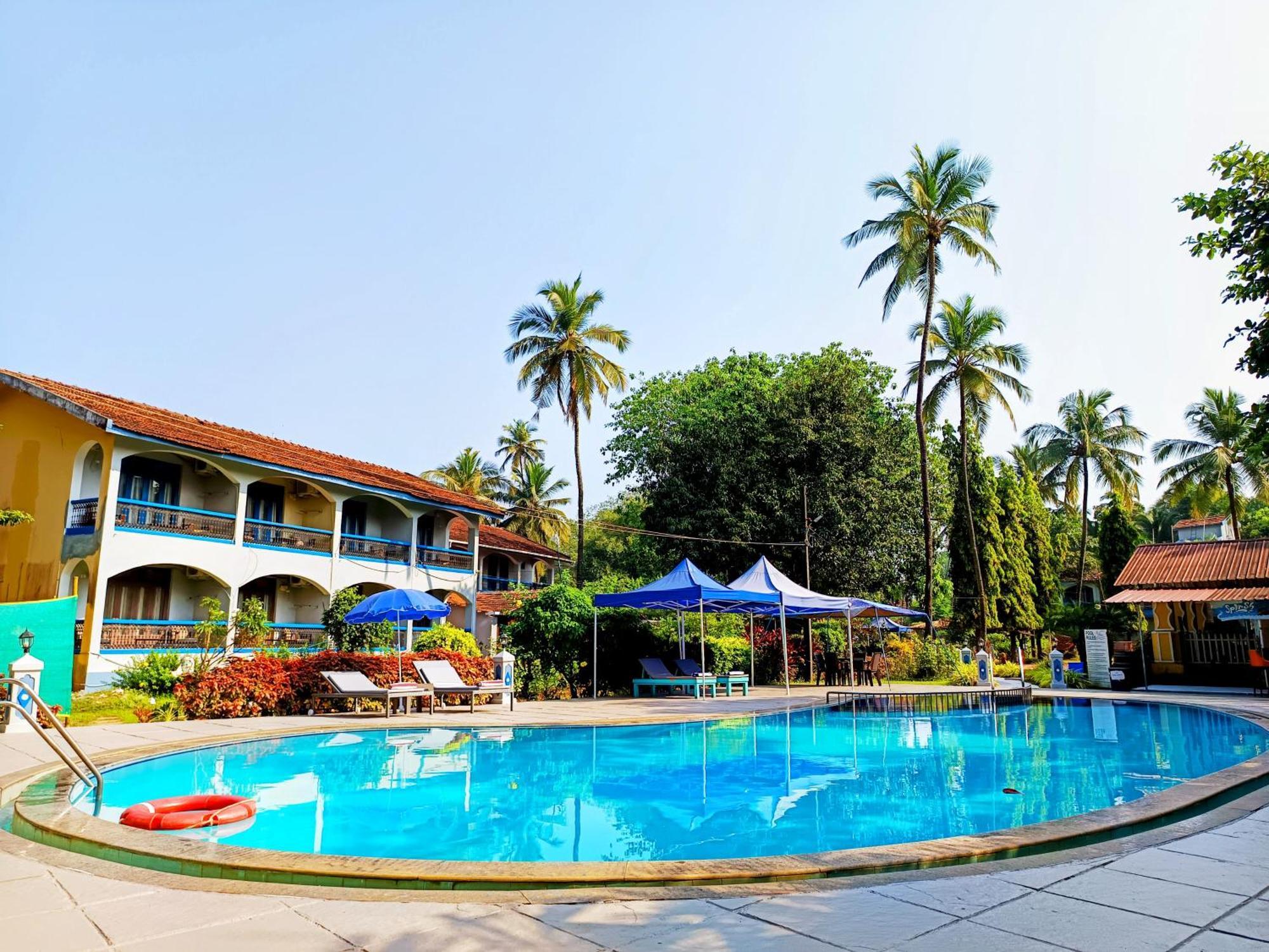 בנולים Carina Beach Resort מראה חיצוני תמונה