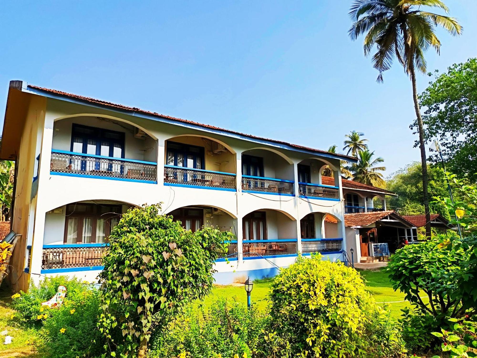 בנולים Carina Beach Resort מראה חיצוני תמונה