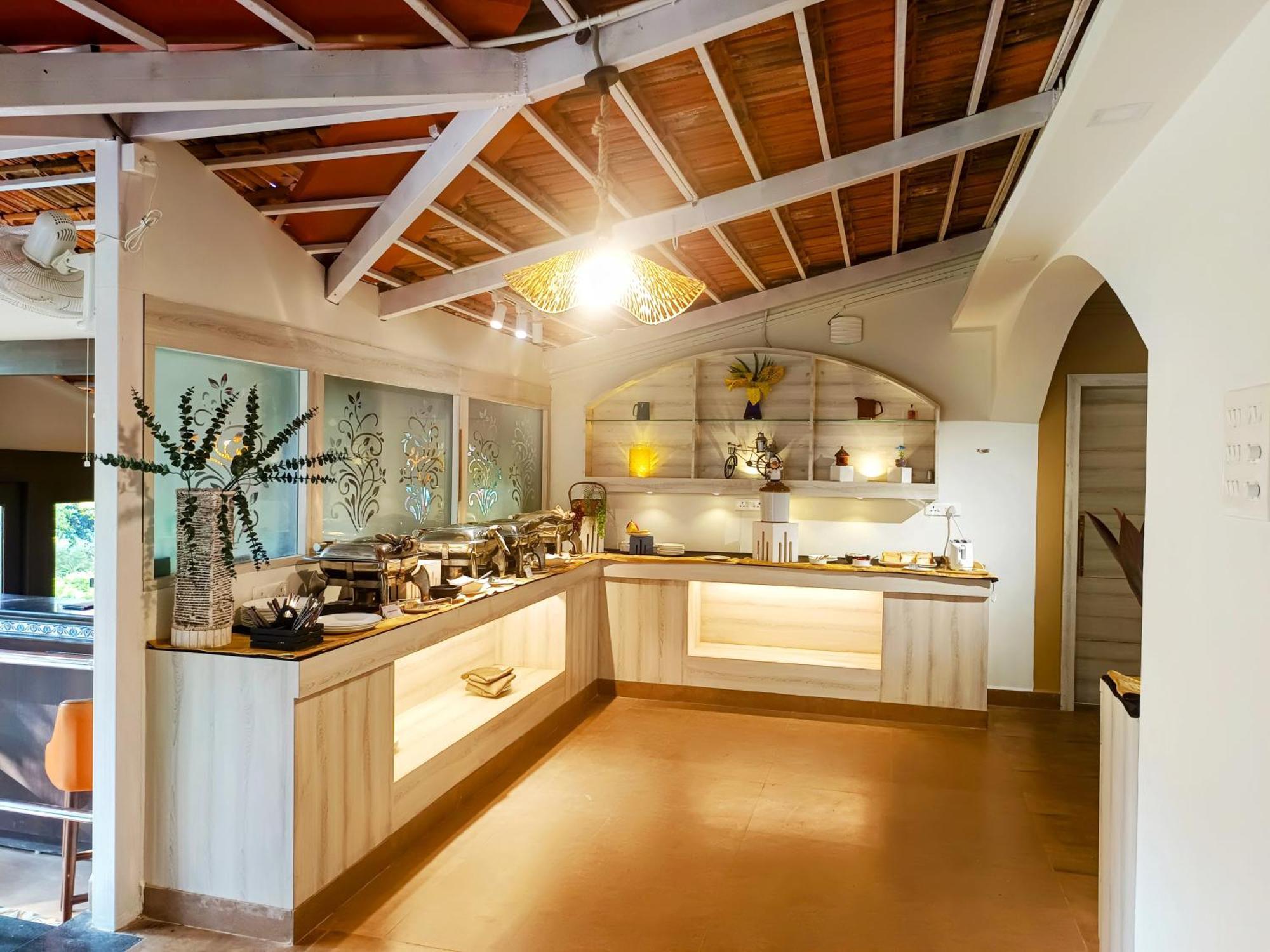 בנולים Carina Beach Resort מראה חיצוני תמונה